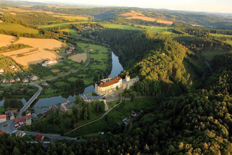 Český Šternberk Castle: A Gothic Fortress Above the Sázava River