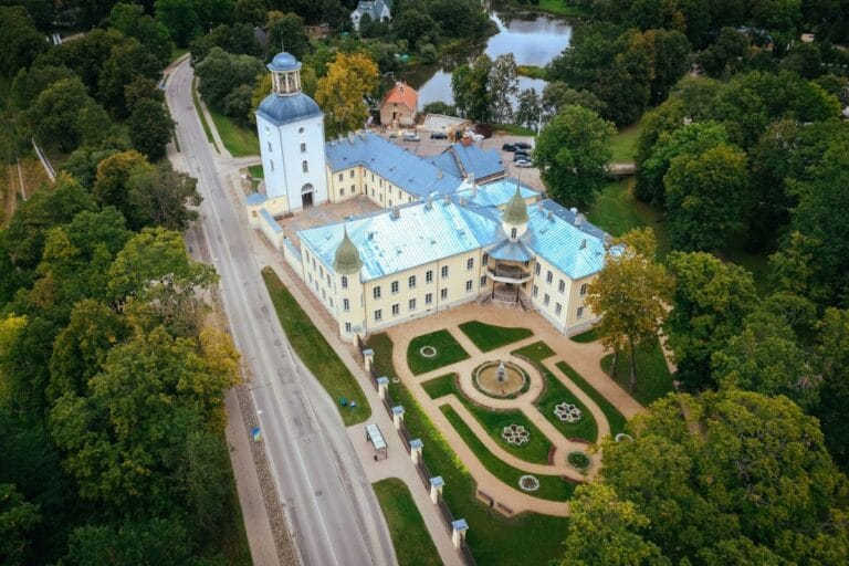 Krustpils Castle: A Historic Fortress and Noble Residence in Latvia