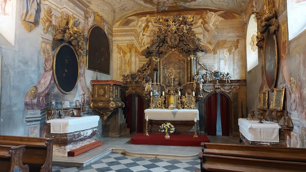 Pernštejn Castle: A Historic Gothic-Renaissance Fortress in the Czech Republic 9 Pernštejn Castle