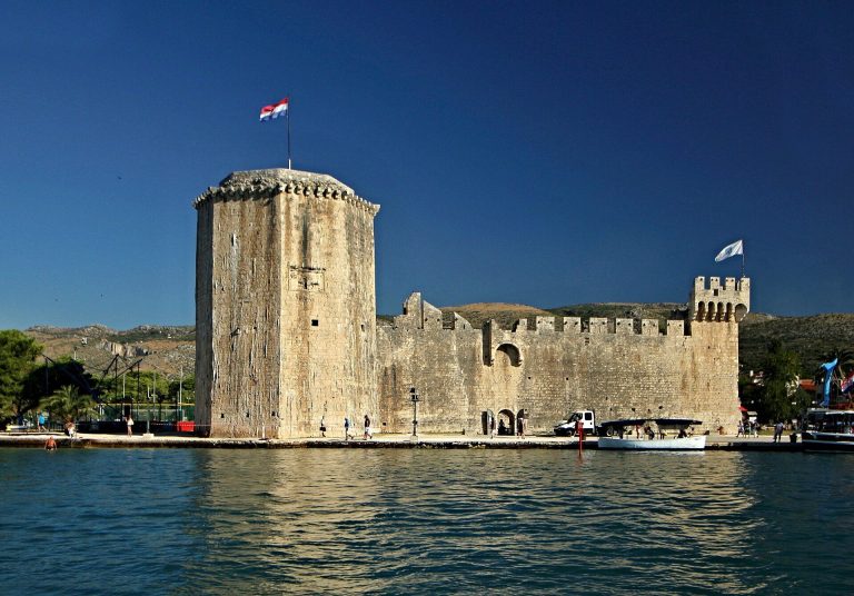 Kamerlengo Castle: A Venetian Fortress in Trogir, Croatia