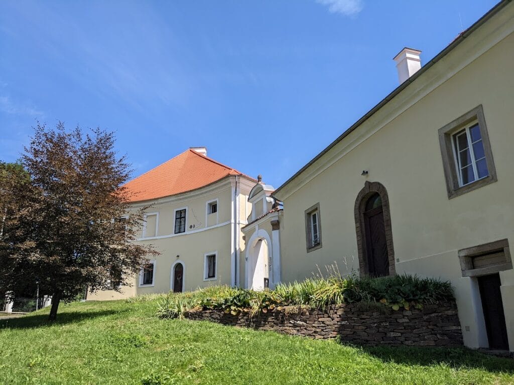 Savoia Castle: A Historic Medieval and Renaissance Fortress in Škvorec, Czech Republic 8 Savoia Castle