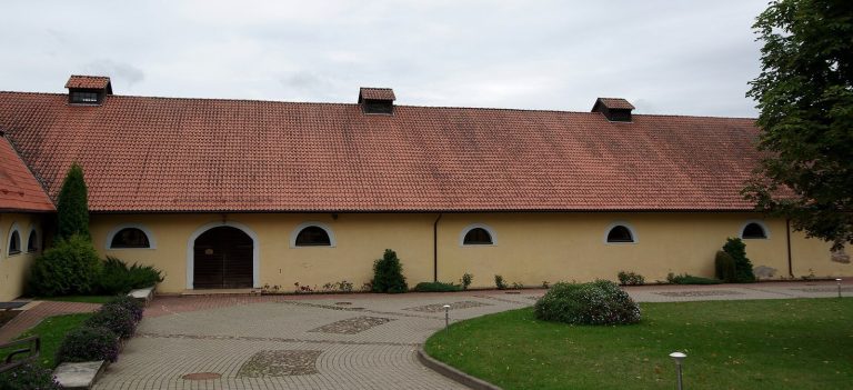 Šlokenbeka Castle: A Livonian Order Road Fortress in Latvia