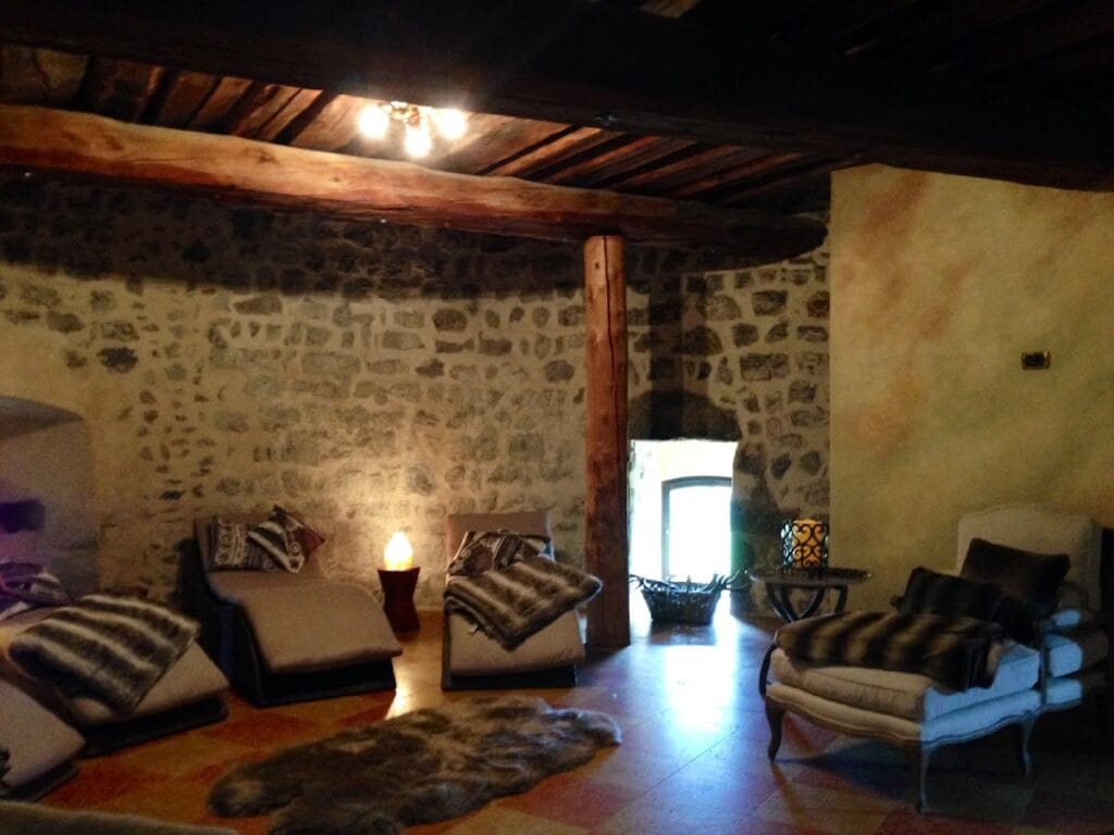 Schloss Matzen: A Medieval Castle and Historic Estate in Austria 5 Schloss Matzen