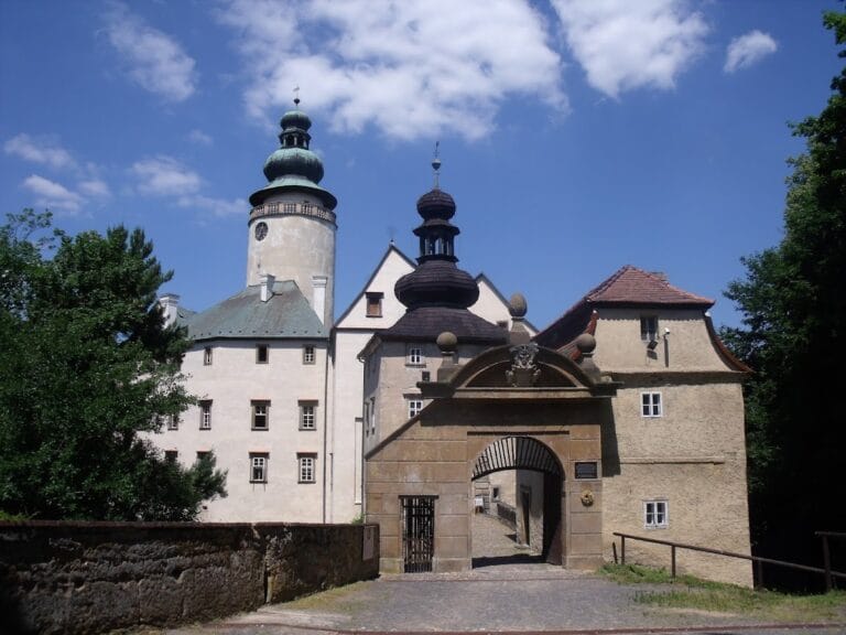 Lemberk Castle: A Historic Medieval and Renaissance Fortress in the Czech Republic
