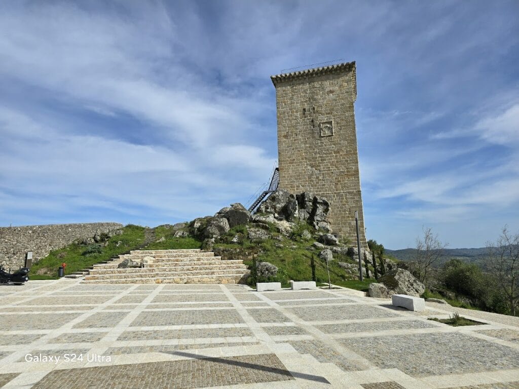 Castle of Penamacor: A Medieval Fortress and Frontier Stronghold in Portugal 1 Castle of Penamacor