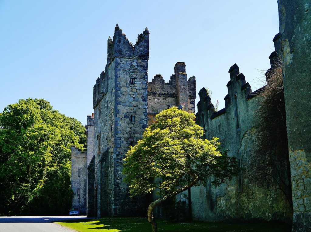 Howth Castle