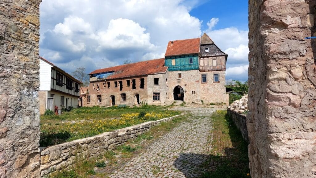 Burg Gleichenstein: A Clerical Hilltop Castle in Germany 3 Burg Gleichenstein
