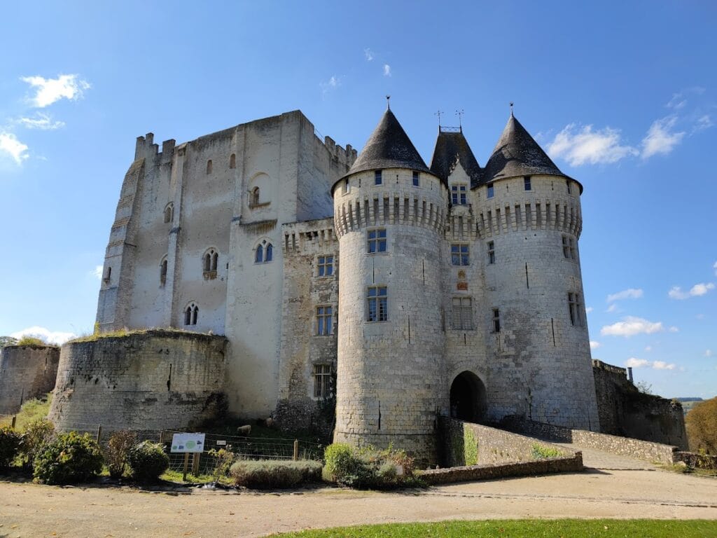 Château Saint-Jean de Nogent-le-Rotrou: A Historic Fortress in France 6 Château Saint-Jean de Nogent-le-Rotrou