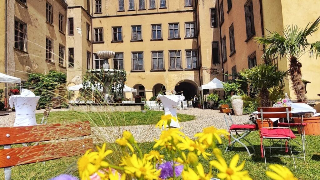 Arenfels Castle: A Medieval Fortress and Neo-Gothic Residence in Germany 3 Arenfels Castle