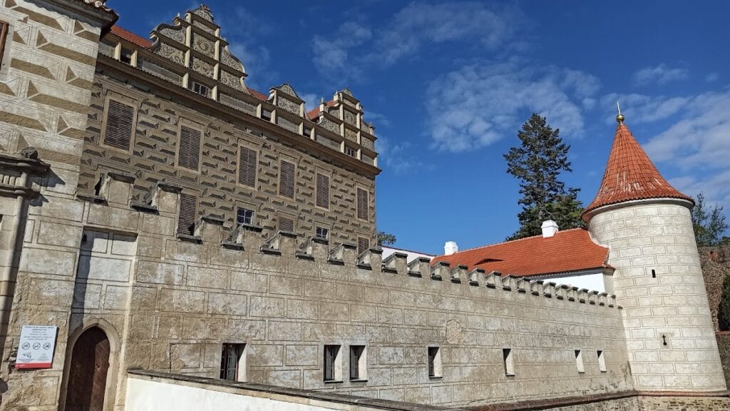 Horšovský Týn Castle: A Historic Episcopal Fortress in the Czech Republic 6 Horšovský Týn Castle