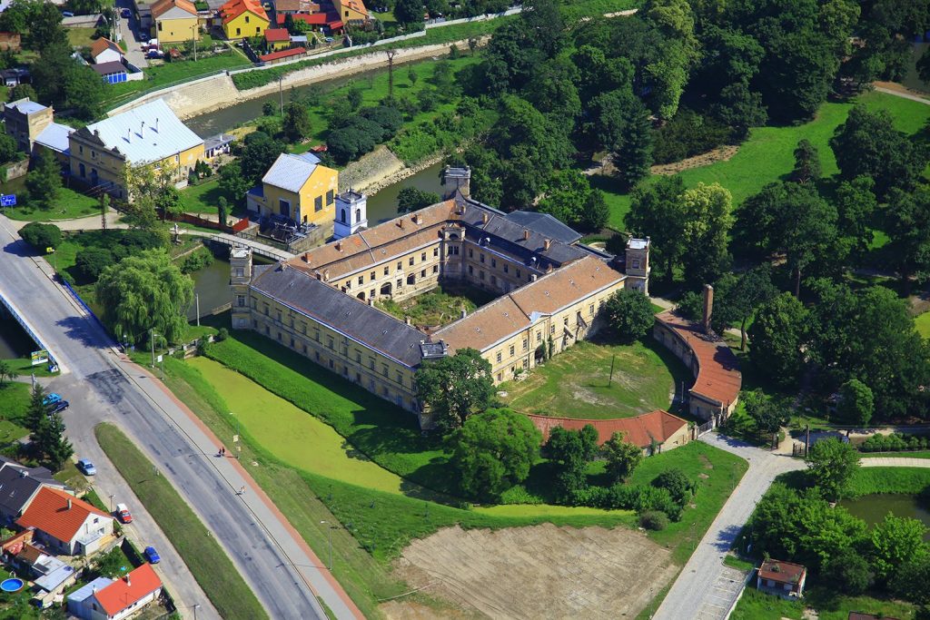 Chateau Veselí nad Moravou: A Moravian Water Castle and Aristocratic Residence 1 Chateau Veselí nad Moravou