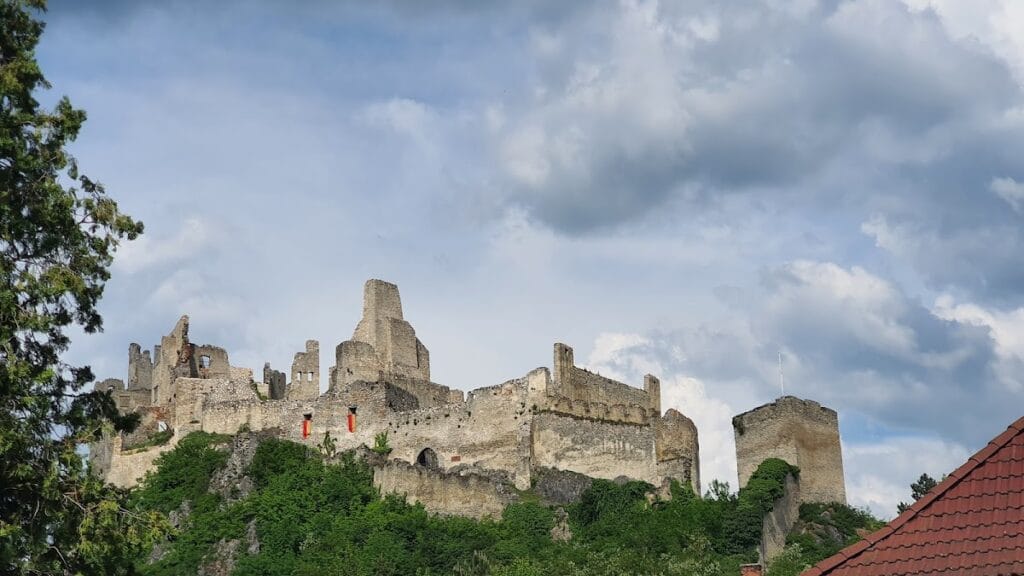 Beckov Castle: A Medieval Fortress and Noble Residence in Slovakia 2 Beckov Castle