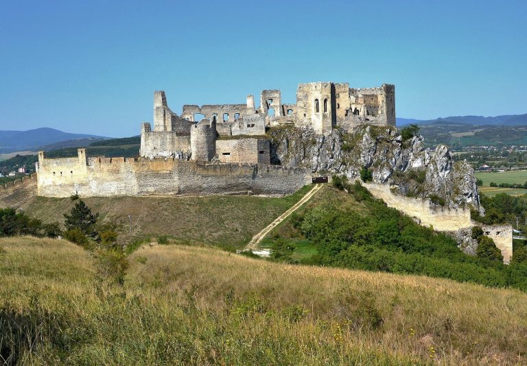 Beckov Castle: A Medieval Fortress and Noble Residence in Slovakia