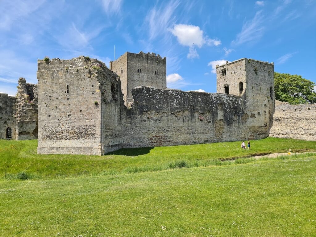 Portchester Castle: A Roman Fort and Medieval Royal Fortress in England 1 Portchester Castle