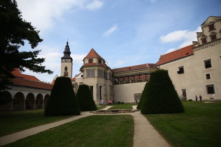 Telč Château: A Medieval Castle Transformed into a Renaissance Residence