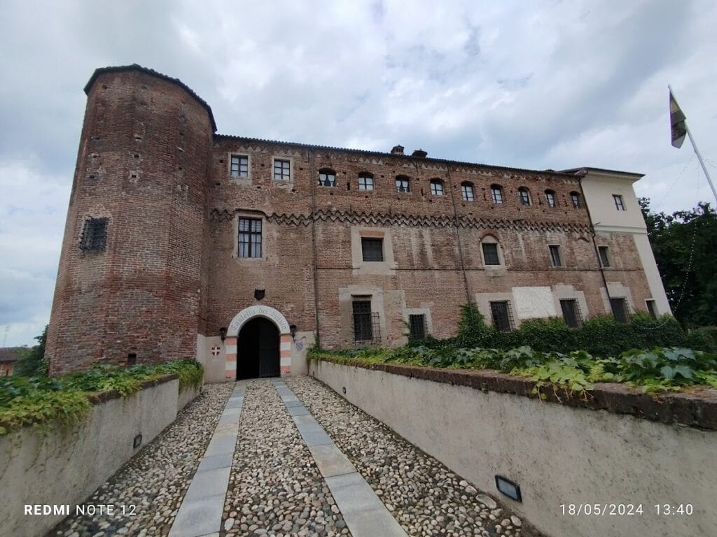 Castello di Villanova Solaro