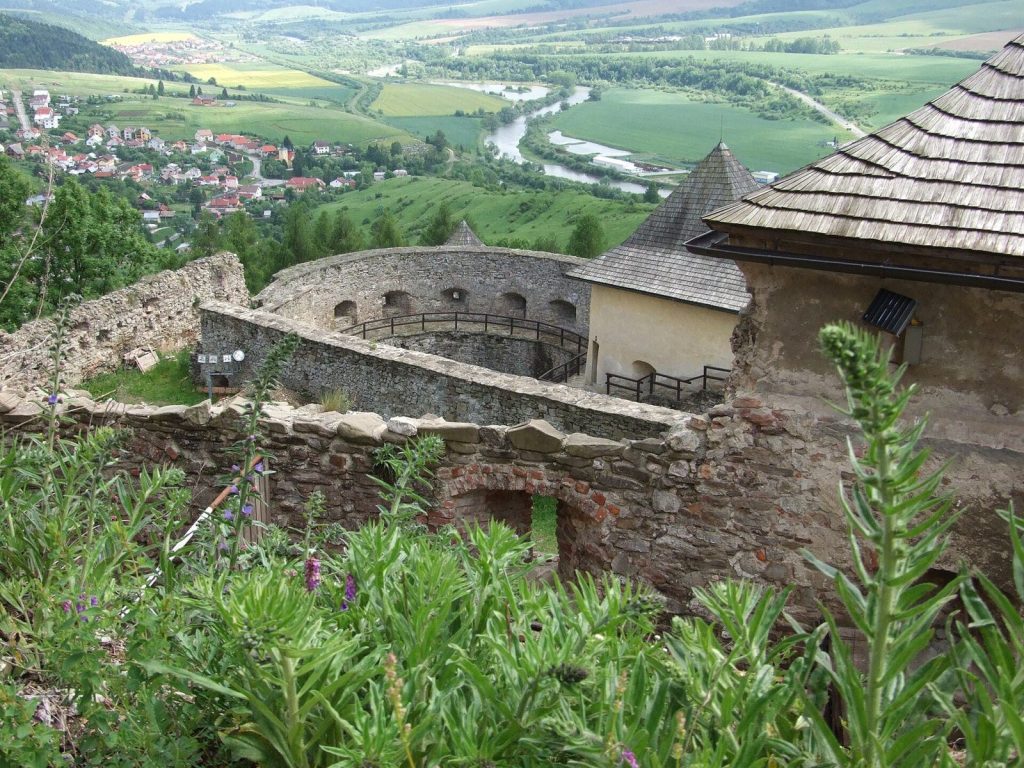 Ľubovňa Castle: A Frontier Fortress in Slovakia 5 Ľubovňa Castle