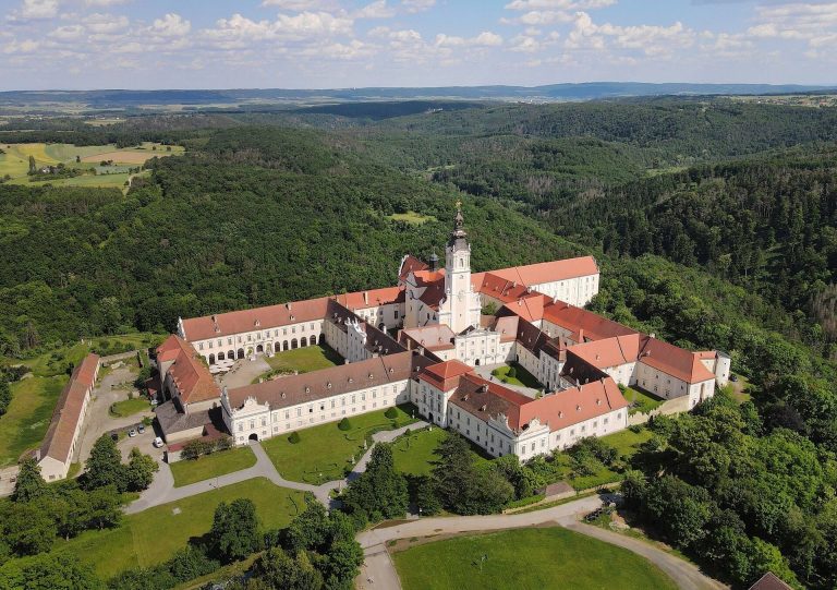 Altenburg Abbey: A Baroque Benedictine Monastery in Austria
