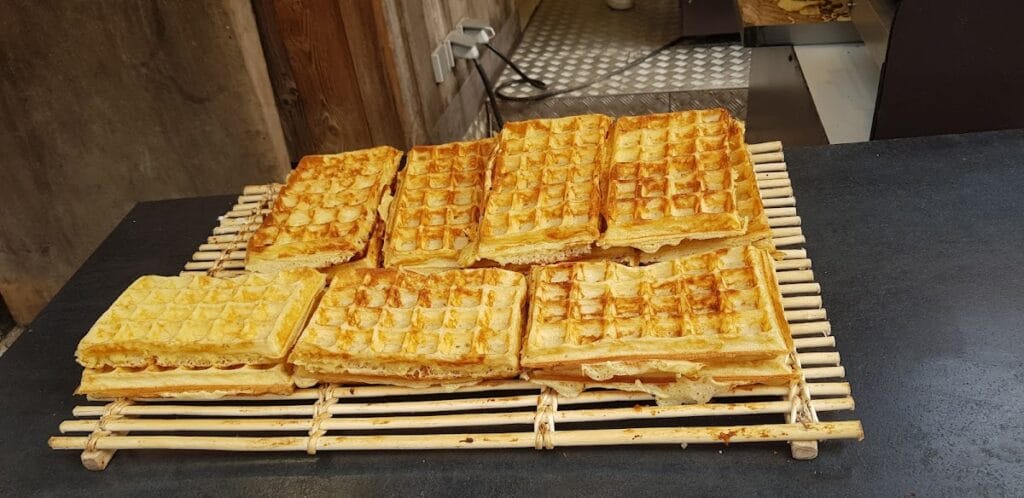 Château de Cherbourg: A Historic Fortress in Cherbourg-en-Cotentin, France 7 Château de Cherbourg