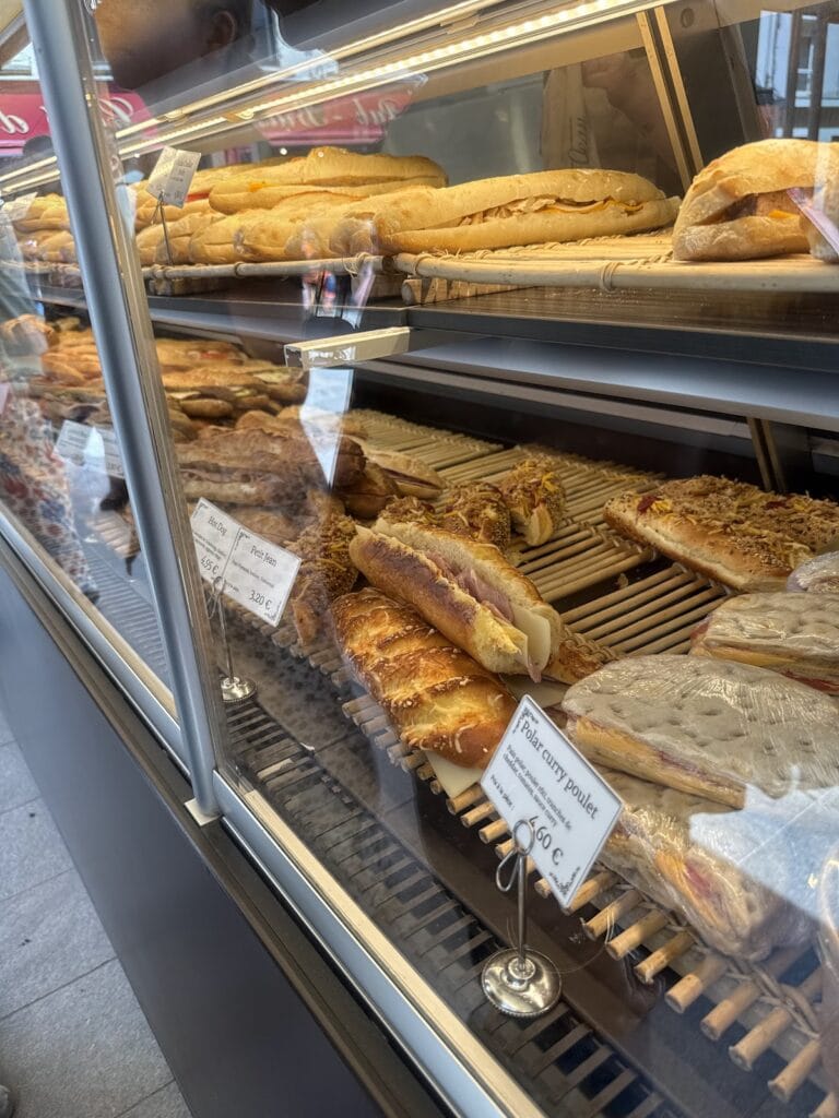 Château de Cherbourg: A Historic Fortress in Cherbourg-en-Cotentin, France 9 Château de Cherbourg