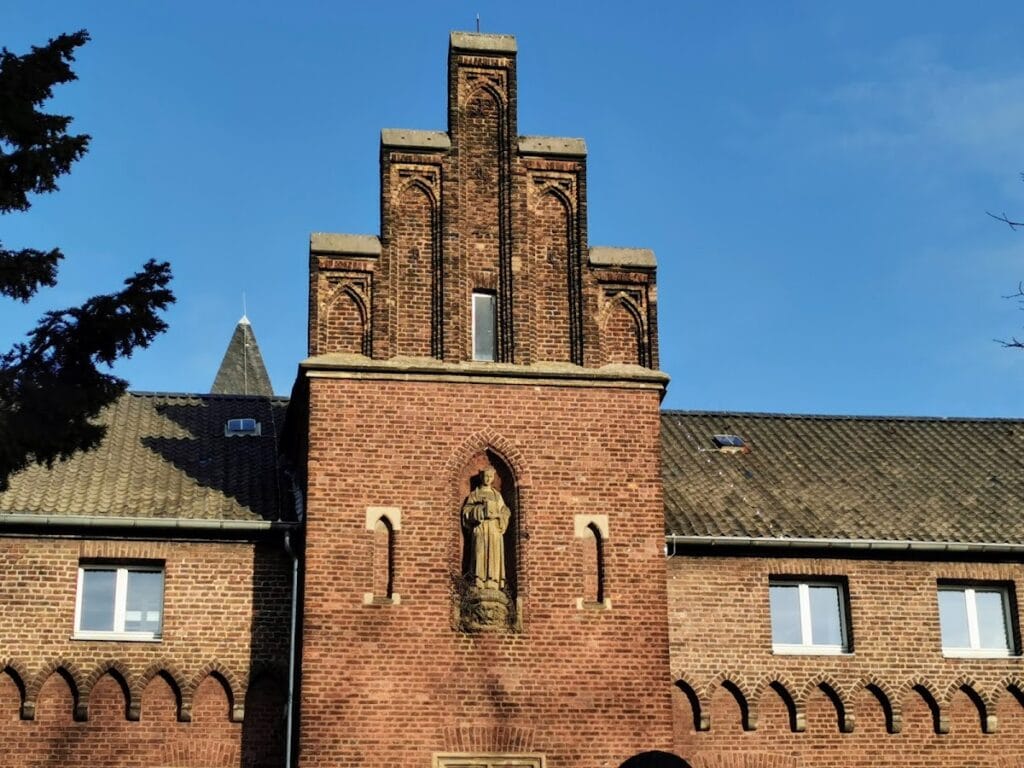 Burg Kempen: A Historic Castle in Kempen, Germany 8 Burg Kempen