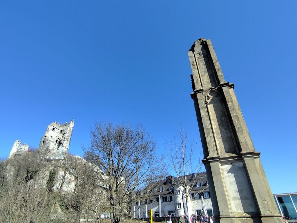 Burg Drachenfels