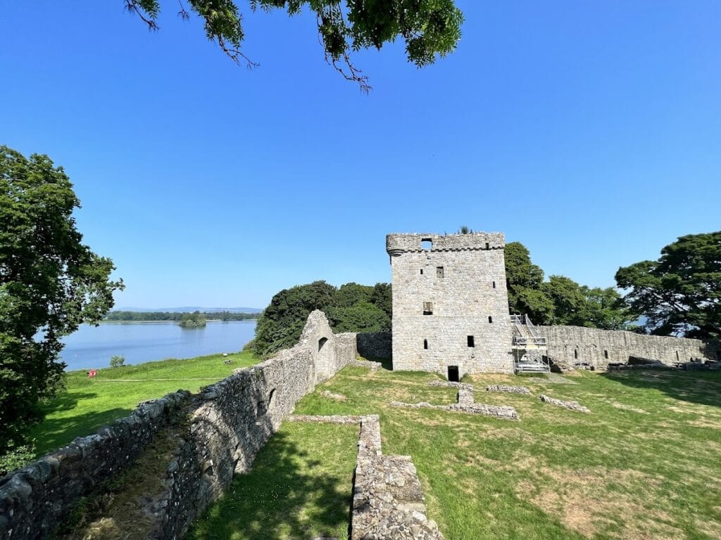 Loch Leven Castle: A Historic Scottish Stronghold and Prison 7 Loch Leven Castle