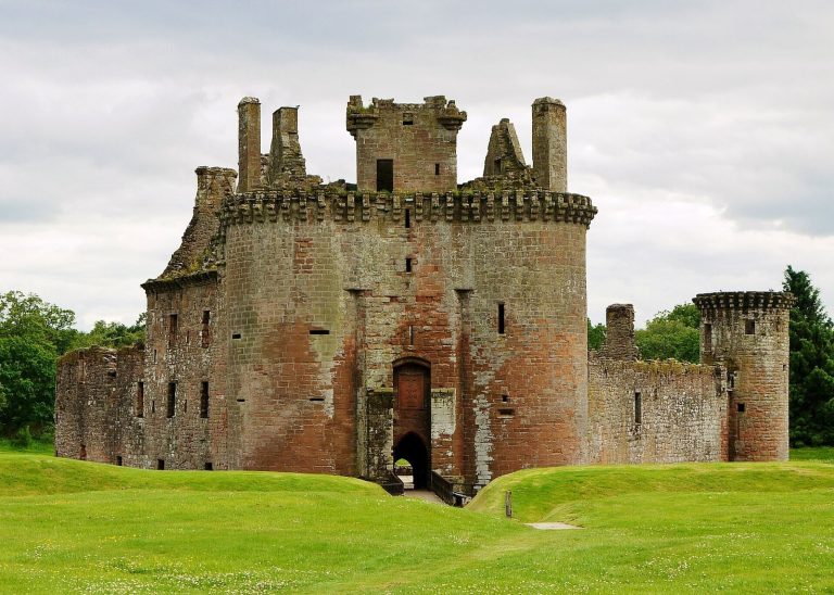 Caerlaverock Castle: A Medieval Scottish Fortress and Aristocratic Residence