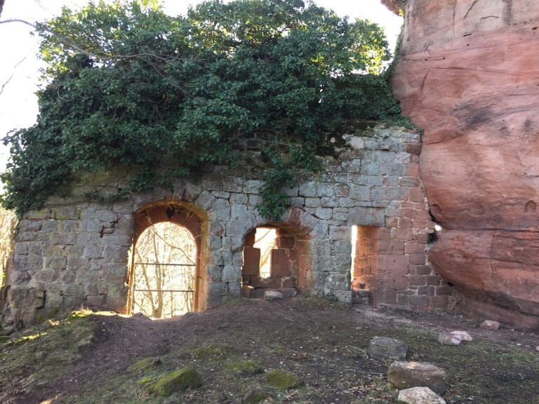 Château d’Ochsenstein: A Medieval Fortress in Reinhardsmunster, France