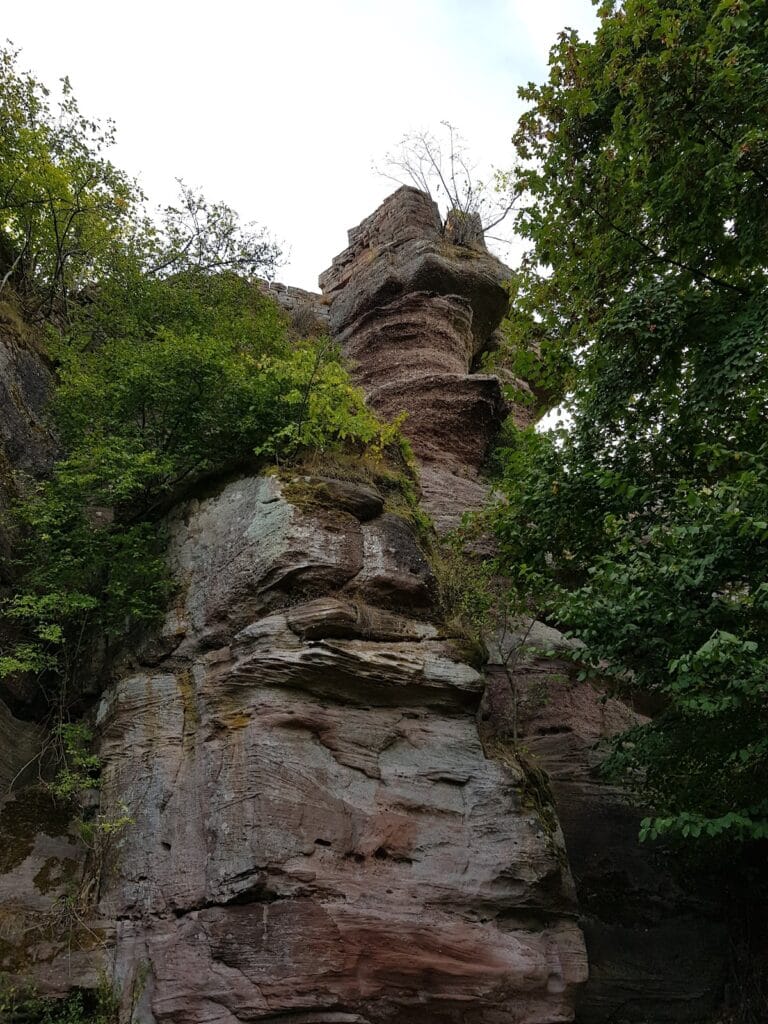 Château d'Ochsenstein: A Medieval Fortress in Reinhardsmunster, France 7 Château d'Ochsenstein