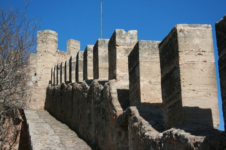 Capdepera Castle: A Medieval Fortified Settlement in Mallorca