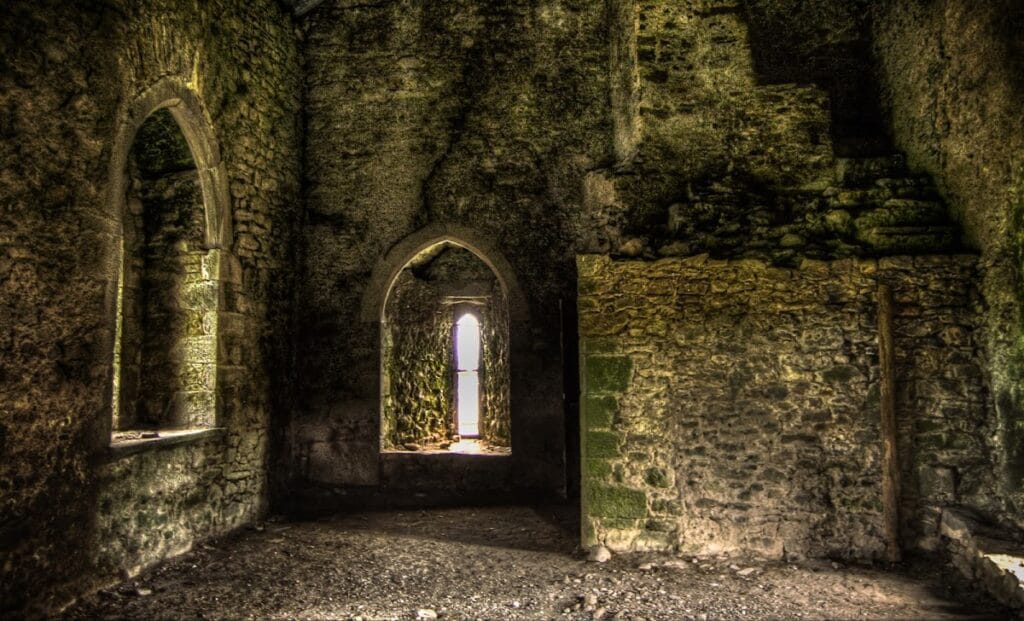 Leap Castle: A Gaelic Irish Tower House in County Offaly 3 Leap Castle