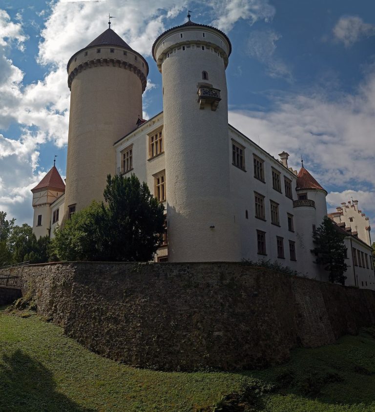 Konopiště Castle: A Gothic Fortress and Historic Residence in Czechia