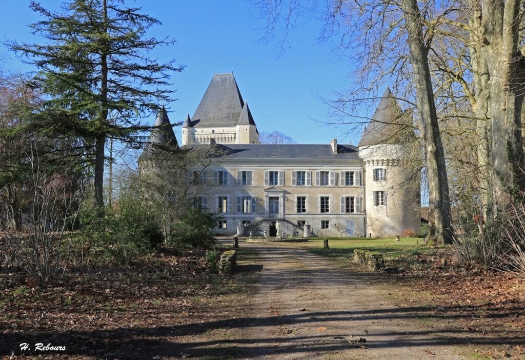 Château d'Argy: A Historic French Castle Reflecting Medieval and Renaissance Heritage 8 Château d'Argy