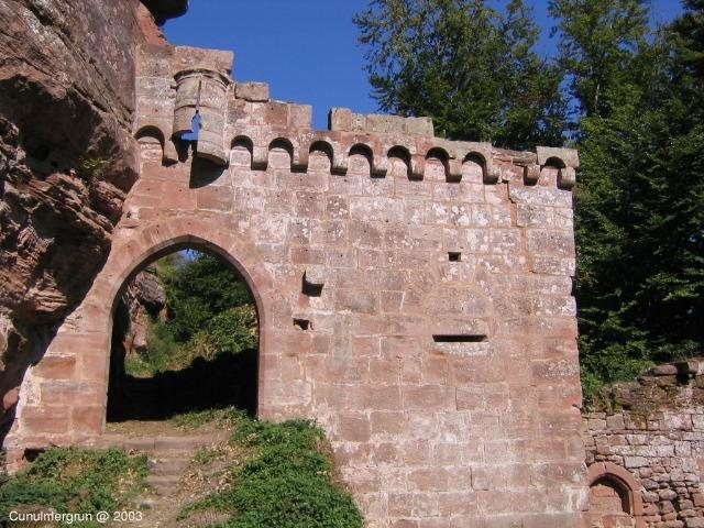 Schœneck Castle: A Medieval Rock Fortress in France