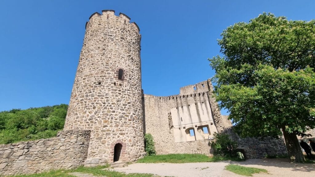 Château de Kaysersberg: An Imperial Fortress in Alsace 2 Château de Kaysersberg