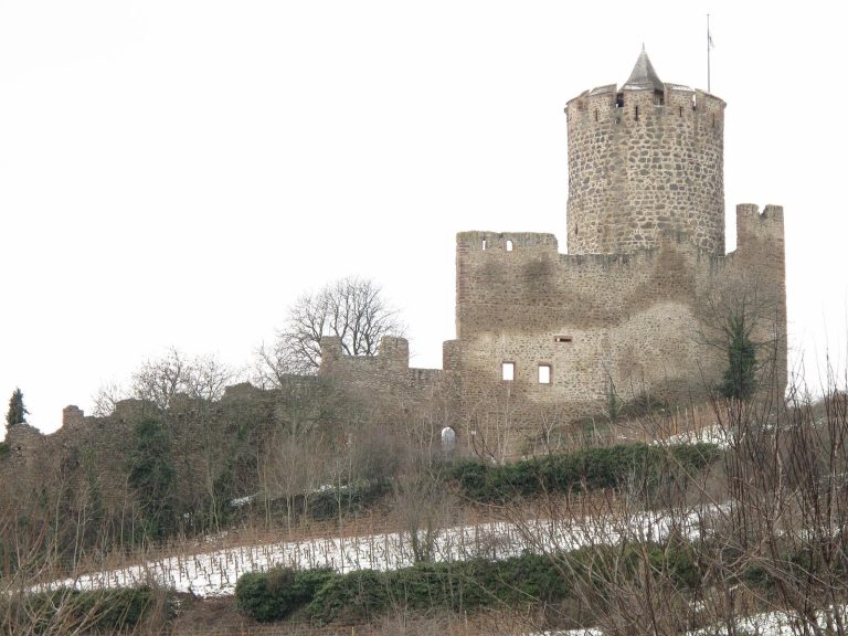 Château de Kaysersberg: An Imperial Fortress in Alsace