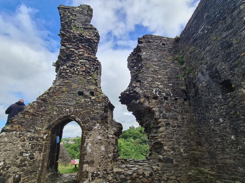 Okehampton Castle: A Norman Motte-and-Bailey Castle in Devon 3 Okehampton Castle