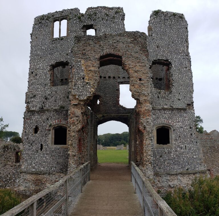 Baconsthorpe Castle: A Historic Fortified Residence in Norfolk, England