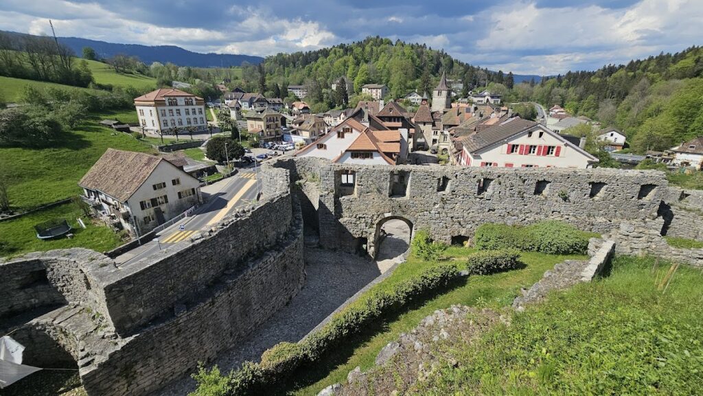 Valangin Castle and Fortifications: A Medieval Heritage Site in Switzerland 8 Castle and its Fortifications