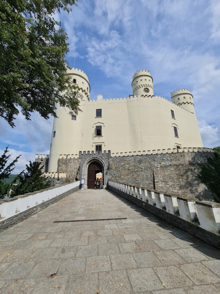 Orlík Castle