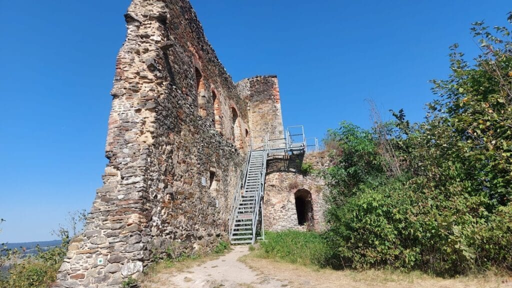 Švamberk Castle: A Medieval Fortress in the Czech Republic 7 Švamberk Castle