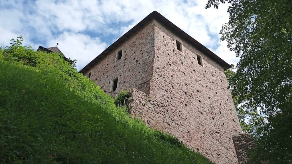 Litice Castle: A Gothic Stronghold in Czechia 4 Litice Castle