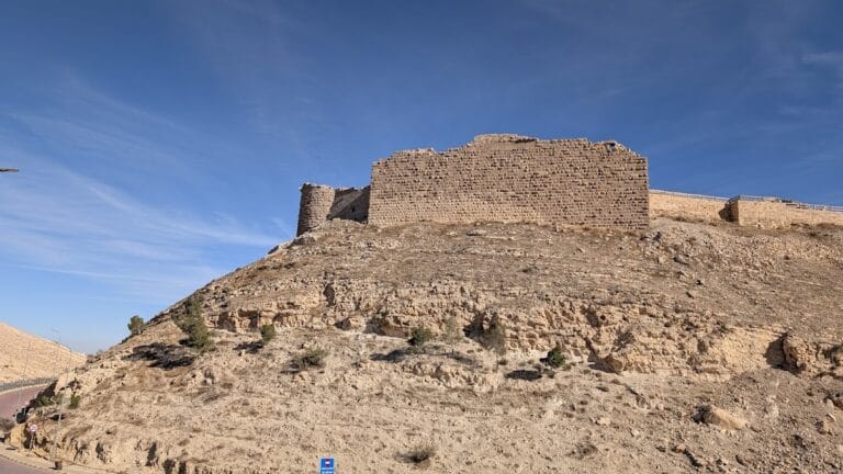 Montréal Castle: A Crusader Fortress in Jordan