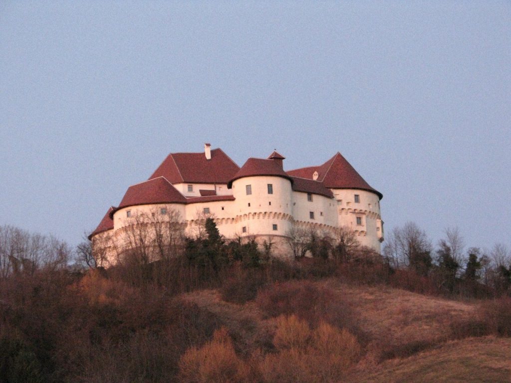 Veliki Tabor Castle: A Late-Medieval Fortified Noble Residence in Croatia 2 Veliki Tabor Castle
