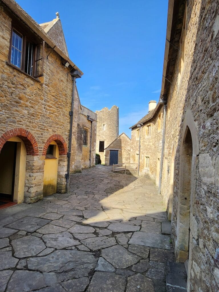 Farleigh Hungerford Castle