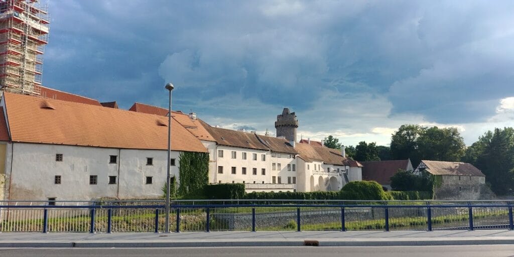 Strakonice Castle: A Medieval Feudal Castle and Hospitaller Residence in Czechia 1 Strakonice Castle