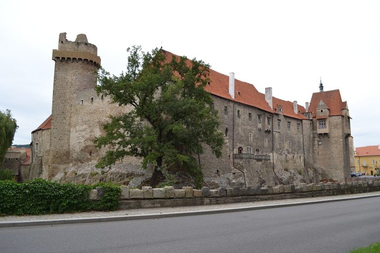Strakonice Castle: A Medieval Feudal Castle and Hospitaller Residence in Czechia