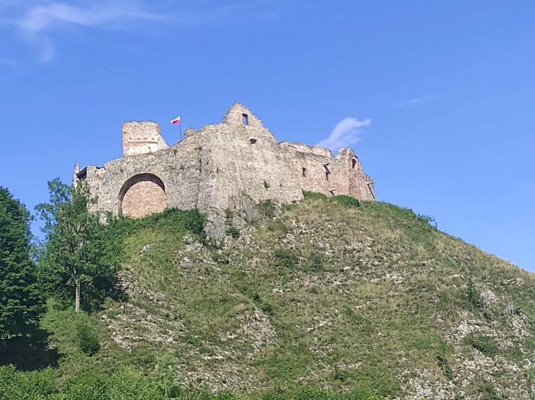 Czorsztyn Castle: A Medieval Polish Fortress in Poland