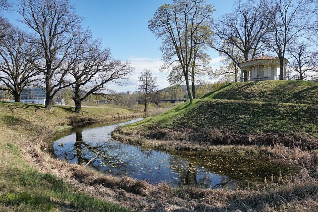 Rumlaborg: A Medieval Castle at Huskvarna, Sweden 1 Rumlaborg